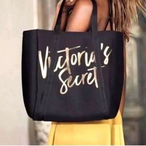 Victoria's Secret Insulated Cooler
Tote Bag
